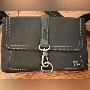 The Sak Small Crossbody Black